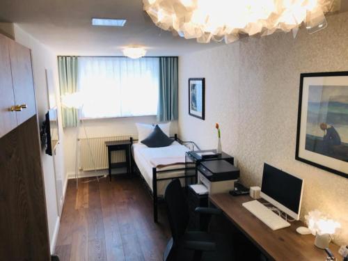 Monopol Boutique Hotel - image 4