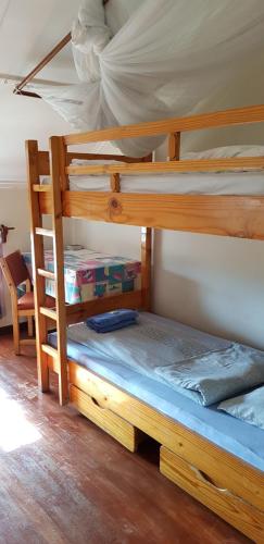 1 twin bed