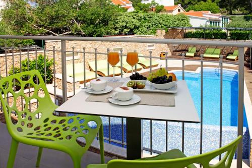 Boutique Hotel Bol - image 8