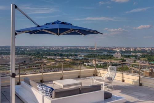 Global Luxury Suites near Pentagon City