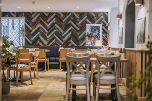 Dukes Inn - image 2