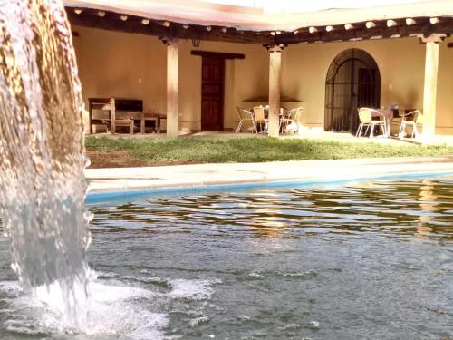 Peldbaseins, Finca Las Pircas Casa de Adobe in Villa Bustos