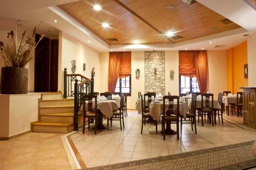Restaurante, Hotel Kynaitha in Kalavryta