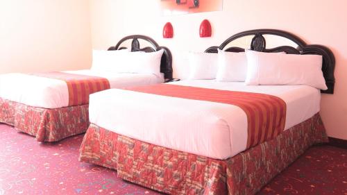 Crystal Star Inn Edmonton Airport with free shuttle to and from Airport