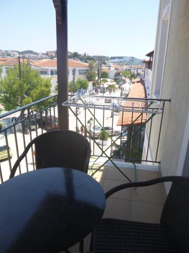 Karafelas Hotel - image 13