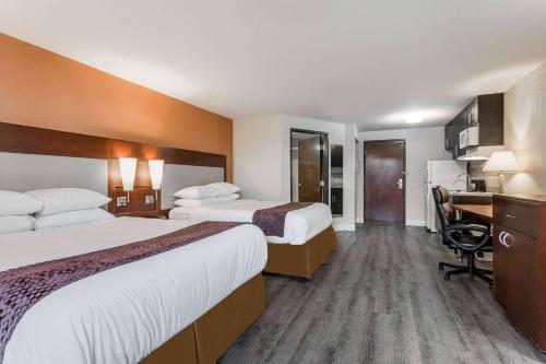 Days Inn & Suites by Wyndham Rocky Mount Golden East