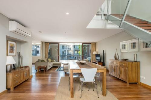 Byron Bay Accom Unit 2 21-25 Fletcher Street - Casablanca at Bogarts