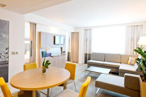 羅茲中心諾富特酒店 Novotel Lodz Centrum Hotel