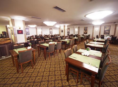 Black Bird Hotel - image 25