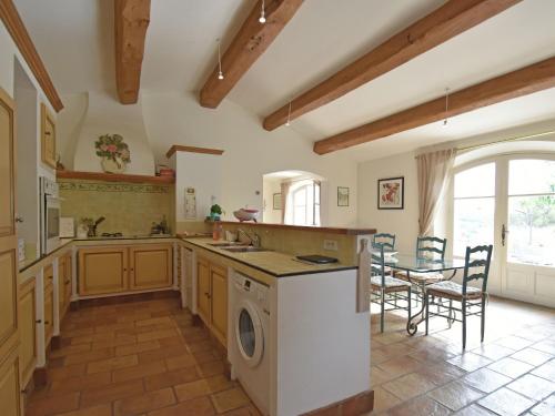 Provencal air conditioned villa