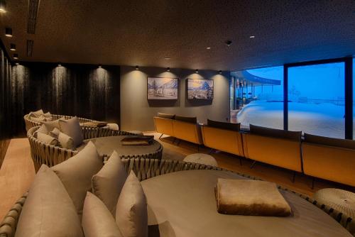 184433891 LUNARIS Wellnessresort