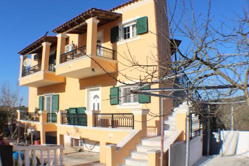  Angela's House in Sinarádes