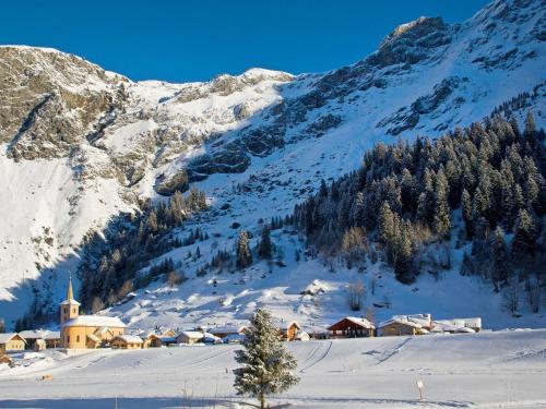 Wooden Chalet in Champagny-en-Vanoise near Paradiski Ski Area - image 7