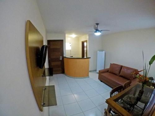 One-Bedroom Apartment image 4