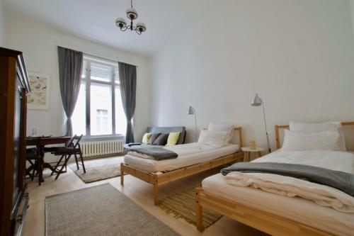  Creative Apartment - Pilvax in Budapest