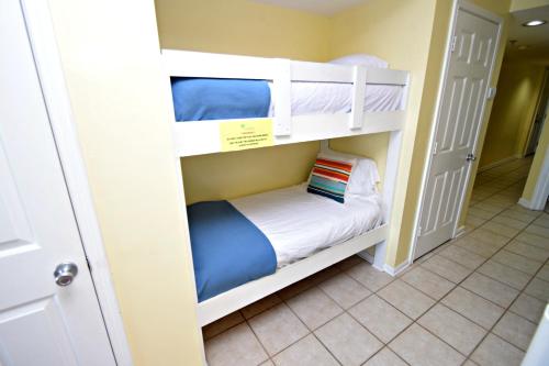 Tradewinds 801 Condo - image 5