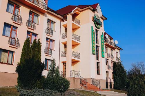 Chervona Gora - Hôtel - Moukatcheve