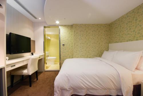 room detail thumbnail 0