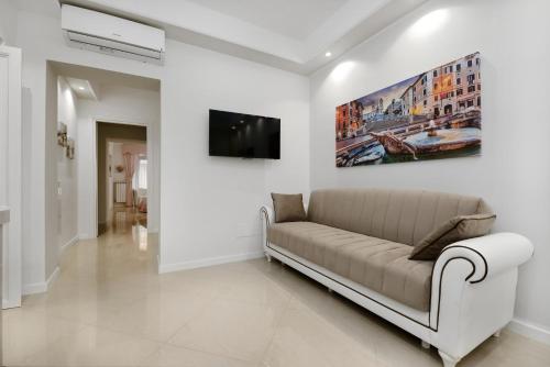 Ludovisi Barberini Grand Apartment, Roma (foto 6)