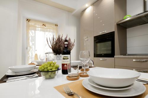 Ludovisi Barberini Grand Apartment, Roma (foto 4)