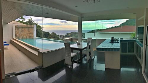 Suite 141 3BR Nakathani Village Suite 141 3BR Nakathani Village