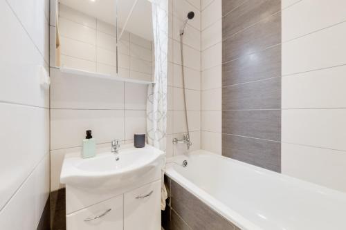 Stay Inn Apartments Naplavka - image 13