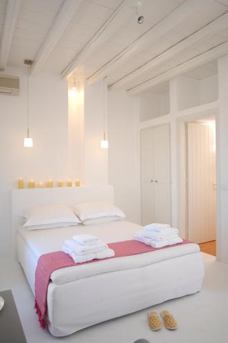 Kapetan Tasos Suites