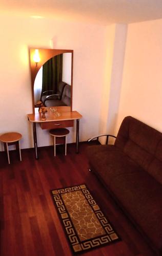 . Hotel Amadeo