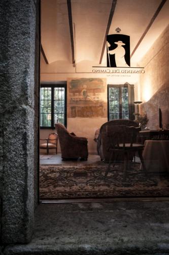 Shared lounge/TV area, Albergue Convento Del Camino in Albelos