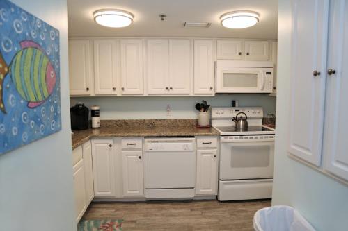 Tropical Winds 304 Condo - image 3