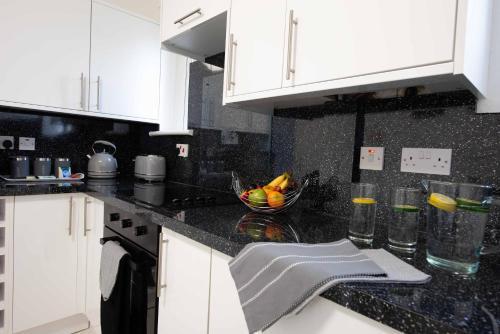 PREMIER - Garfield Apartment - main image