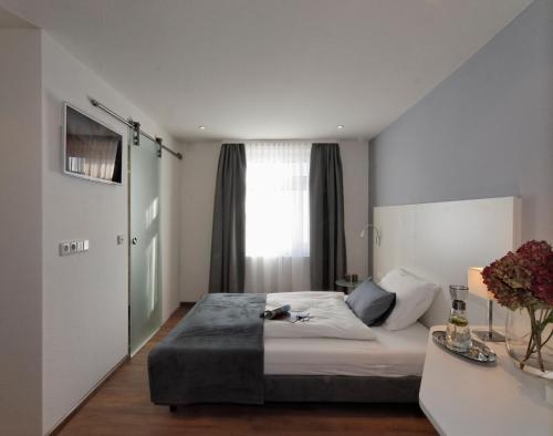 1 twin bed