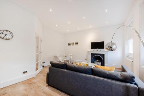 Bright 1 bedroom apt in Kensington Olympia