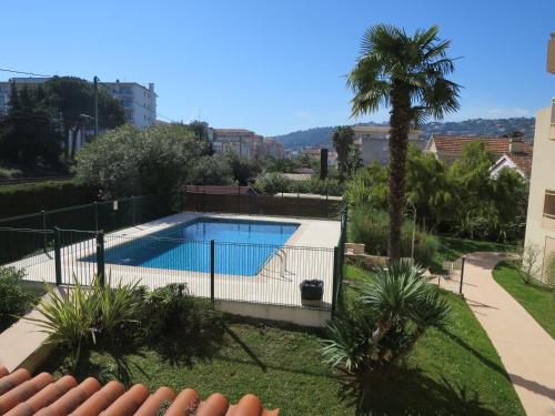 T2 coquet proche plages, port et centre ville - Apartment - Golfe-Juan