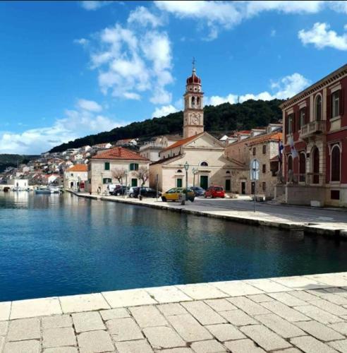  Apartman Marina in Pučišća