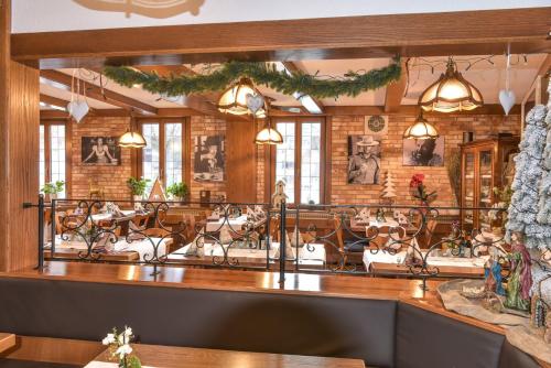 Hotel Ristorante Rostica - image 10