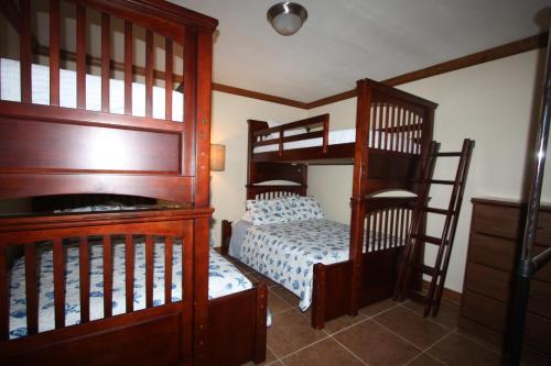 A Beach Getaway Home Home - image 4