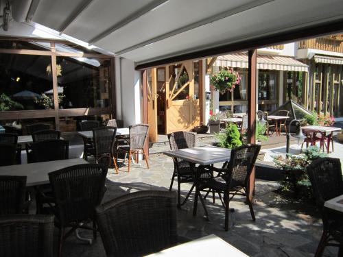 Logis Hotel Gai Soleil - image 8