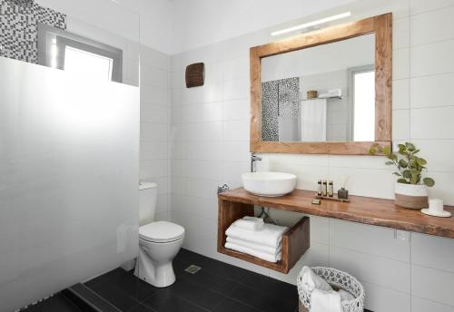 Pnoi Luxury Suites - image 5