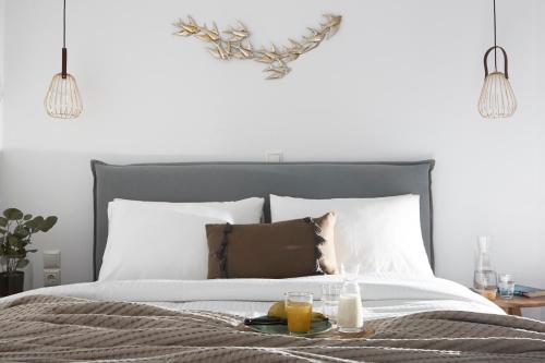 Pnoi Luxury Suites - main image