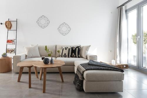 Pnoi Luxury Suites - image 4