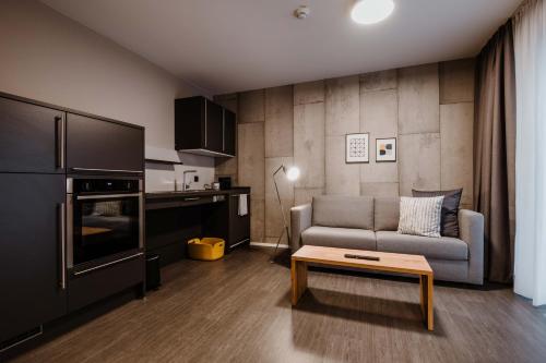 Timehouse Serviced Apartments - image 4