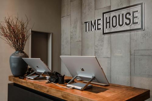 Timehouse Serviced Apartments - image 12