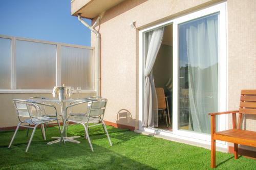  Beautiful 1 Bedroom Duplex Apartment in Porto