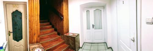 Krone Hostel in أوزهوجورود