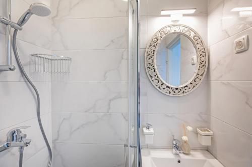 Apartments Mirela - image 11