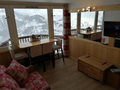 Plagne AIME 2000 Ski Apartments