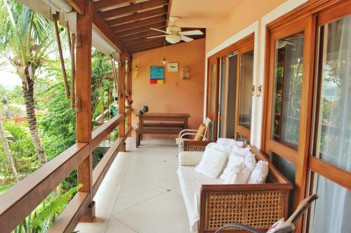 شرفة/ تراس, Casa Ilhabela Lado Sul - Próx. Praia do Curral (Casa Ilhabela Lado Sul - Prox. Praia do Curral) in Praia do Curral