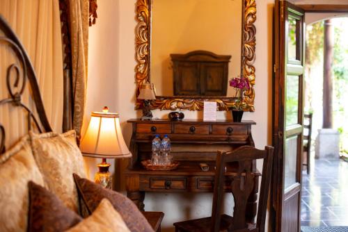 Hotel La Catedral, Antigua Guatemala (photo 4)