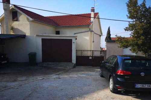 Apartments with a parking space Brodarica Sibenik - 16470